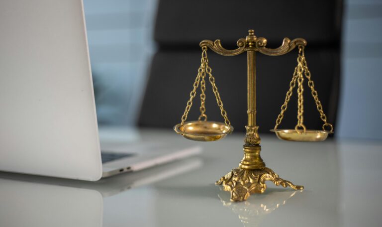 Corporate Lawyer in the Middle East